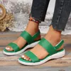 Sandalen Plattform Ladies Sommer lässige weiche Leder -Süßigkeiten Farbe Strand Outwear Slope Ferse große Größe für Frauen 2024