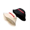 Chapeaux à bord large seau de seau à la mode nylon Bucket pour hommes et femmes tendance estivale pêcheur décontracté version extérieure Sunset Beach YF1026 Q240403