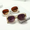 Designer Protective Eyewear Alphabet Design Fashion Sunglasses Driving Travel Beach Wear Sun Glasses Box Very Nice