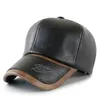 Caps à balle papa Winter Proof Proof de baseball en cuir chaud mâle extérieur Casaul Pu Hat Man Velvet Snapback 56-60cm Q240403