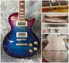 Standaard 1959 Flame Maple Top Paarse blauwe elektrische gitaar Little Pin Tone Pro Bridge One Piece Neck geen sjaalgewricht Cream fret 6813570