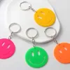 Schlüsselanhänger Lanyards Buntes Acryl Lächeln Gesicht Plastikschlüsselringe für Frauen Männer Freundschaftsgeschenk Handtasche Dekoration handgefertigter Schmuck Q240403