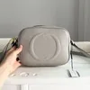 10a kvalitet crossbody väska kvinnor designer axel kamera väskor mjukt äkta läder 308364 messenger handväska tofs hängande dekoration lady handväska smink väska