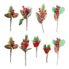 Flores decorativas 2pcs plástico Artificial Berry Pine Afles Bouquet Decoração de Natal Tree Diy Crafts Ornamentos para Casamentos em casa Presentes