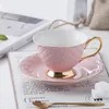 Tasses Saucers HF 200 ml en céramique Coffee Tup Saucer Ensemble avec cuillère Fashion Creative Lovers Porcelain Afternoon TEA Suite Breakfast Milk Mild