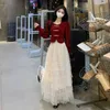 Tweede stuk jurk Elegante tweedelige set geschikt voor vrouwen Chinese knop top en geplooide cake huid groot formaat herfst casual zwart rood setc240407