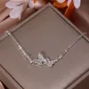 Bracelet léger tirant sur Butterfly avec incorporer un artisanat polyvalent pour la mode des femmes, des bijoux en diamant à eau petite et populaire