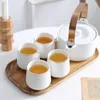 Ensembles de voies de thé 5pcs Art simple en céramique Green foncé Gold Rim Set tasse de théière mate avec plateau de style européen.