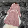 Tweedelige kleding 2024 Hoogwaardige Tweed Ruy Suits Tweedelende dames met lange mouwvlees Jacket Jacket+Mouwloze vestjurk 2-delige set S-XLC240407