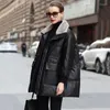 Le cuir féminin 2024 Col de vison de mode haut de gamme