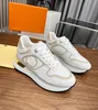 Designer Run Away Running Shoes Fashion Sneakers Womens Luxury Sports Shoe Chaussures Casual Trainers Classic Sneaker Woman fghfgh