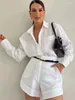 Damskie dresy mody białe luźne 2 -częściowe szorty Zestaw Koszulki Lapel z długim rękawem High Taist Casual Suit Winter Highstreet Lady Outfit