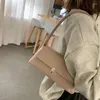 Sac Gromd Vintage Sacs pour femmes concepteur de concepteur Tendage à main 2024 Baguette de haute qualité