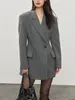 Frauenanzüge BZVW französischer Retro -Bund Blazer Kleider für Frauen 2024 Spring Trend vielseitig ein Knopf Hourglas Blazerjacke