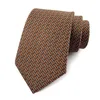 Cravatte per collo Nuovi cravatte da uomo 8 cm Griglia a strisce Nero Red Rosa grigio Ties per la festa di lusso di lusso Formale cravatta golf regalo 240407