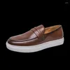 Casual Shoes Men's Leather Loafers Slip-On Sneakers Man Dress Light Breattable Flats Round Toe Bekväma skor