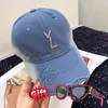 Modedesigner hatt kvinnor broderad baseball cap kvinnlig sommar avslappnad casquette hundra tar solskydd solhatt retro klassiska kasett kvinnor