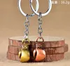 Keychains lanyards bokshandschoenen sleutelhanger antieke bronzen coole luxe metalen sleutelhanger auto sleutelhanger ringtas hanger voor sportbedrijf Gift Q240403