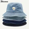 Hates de borde anchos Bucket Ins Corean Daisy Bordado Mujeres Hombres Men Panamá de verano Fashion Flower Bob Fisherman Q240403