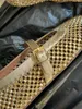 Crystal Sandals Designer Chaussures Femme Toe de marque Sandale Cuir authentique avec une taille de cristal de 35 à 41 Couleurs en or noir blanc