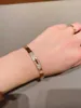 Charme Luxury Original Designer Soeur My Pig Nose Boucle plaquée avec une étoile de ciel complet en or 18 carats et un bracelet féminin avec logo