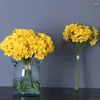 Flores decorativas de alta calidad 6pcs/Bunch Artificial Narcissus Falso Floz Flower Escena de boda Decoración de la sala del hogar