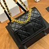 Designer clássico feminino mochila Tote diamante Letta de rede dupla bolsa acolchoada bolsa vintage Corrente de couro vintage Multi Pochette