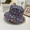 Chapeaux à bord large seau Bodet extérieur petit pêcheur de pêcheur de fleurs printemps et d'été pour femmes travail agricole imprimé seau de soleil de soleil cueillette Q240403