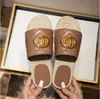 Luxury slippers damesglaasjes Espadrille-ontwerper Flat Sandals mode slipper stro geweven lage hakschoenen casual metallic dia sandaalvisser's maat 36-42