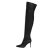 Bottes hautes talons noirs sur le genou Femmes pointées Overnnee 2024 Chaussures de botte talon