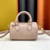 7A Luxury Handbag Women's Mini Pill Bag designer axel handväska crossbody väska liten resväska mode masig axelväska plånbok lyx