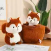 Filme TV Plüschspielzeug süße Eichhörnchen Puppe Überraschung Zip Up Ei Hideaway niedliche Stofftiere Puppen Plüschspielzeug für Geschenk 240407