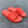 Red Men Slippers Bottoms Man Classic Spike Flat Spikes Slide Designer Sandalen Dikke rubber zool Slipperbuds Slides Platform Mules Zomer Casual Fashion Shoes