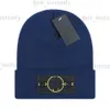 Chapeaux de pierre Écharbes Ensembles de pierre élégante Skull Skull Stone Rose Catch Designer Lettre Jacquard Beanie Island Men Femmes Chatte de ski Unisexe Cap CP compagny 720