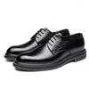 Повседневная обувь модная кожаная джентльмен -стресс мужски для бизнеса ручной черные лоферы Chaussure Party Flats
