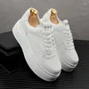 Chaussures décontractées Plateforme Men Fashion Calluny Sneakes White Breathable Sports Dada Fitness Mâle Fitness Footwear
