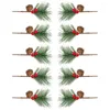 Flores decorativas 10 PCs Decorações de árvore de Natal Pinesol Artigo floral Vasas de preenchimento artificial Picks Fake Berry Plástico Twig