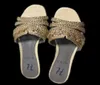 Gloednieuwe dames039S SLIPPER Sandaalschoenen Gina Ladies Flats Heels Sandaalschoenen met diamant van hoge kwaliteit 5379412