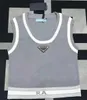 2024 Neue Designerin Frauen Tanktopwelle High-End-Halbtransparent Spitze sexy luxuriöse modische Frauen kurzärärmische Top