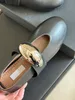 Женщина роскошная сандаловая дизайнерская обувь бренда с сандалиями на пальцах подлинный размер кожи от 35 до 41 ч. черные цвета быстрая доставка оптовая цена