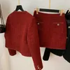 Zweiteiliger Kleid Womens Elegant und einzigartige Neujahrsparty -Set mit Jacke und Minirock zweiteiliger Y2K -passender Set Winter Tweed Clothingc240407