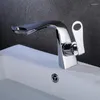 Rubinetti del lavandino del bagno Valvola di miscelazione in rame in stile europeo e bacino freddo Tipo di cascata del rubinetto del rubinetto.