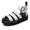 Designerplattform Sandaler för kvinnor Män Gladiator Sandal Triple Black White Patent Leather Slides Strap Buckle Zip Slide Mens Womens Sliders Outdoor Shoes