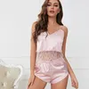 Vêtements à domicile 2pcs Femmes Sling Shorts Pyjamas de nuit