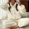 Thuiskleding vrouwen warm tweedelig pak gezellige winter pyjama's ingesteld met stand kraag zipper sluiting dik pluche huiskleding voor ultieme