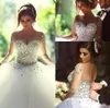 Weddingjurken met lange mouwen met strass Spring Quinceanera -jurk kristallen Vintage bruidsjurken Backless Ball Jurk Vestidos DE7006554