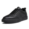 Scarpe casual 2024 mocassini maschili Mocsine in pelle di moda in pelle che guidano sneakers nero 39-44