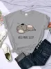 Frauen T-Shirts brauchen mehr Schlaf Cartoons Bären Frauen T-Shirt Street All-Mathem-Tops Mode Hip Hop lässige Kleidung Persönlichkeit weiblich