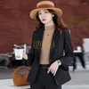 Kvinnors tvåbitar byxor stil Petite Temperament Casual Slim Fit Slimming Top Small Professional Women Spring and Autumn