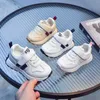 Kinderschoenen Ademend niet-slip peuter sneakers Kids Sneakers babyschoenen Kid Peuter Designer Doe